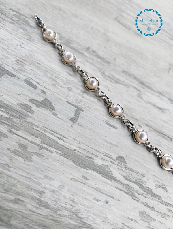 Pulsera tipo Doblete con perla y circonia