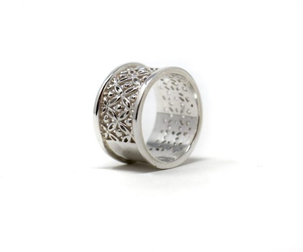 Anillo de plata jardín