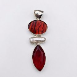 Dije Unique Rojo largo con concha