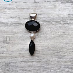 Dije cristal negro con perla