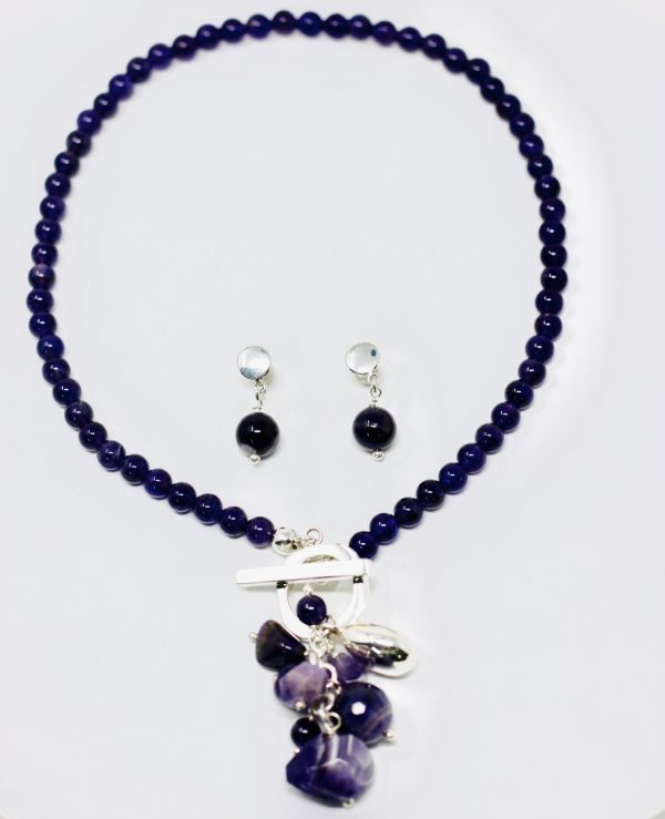 Collar Vicky Morado