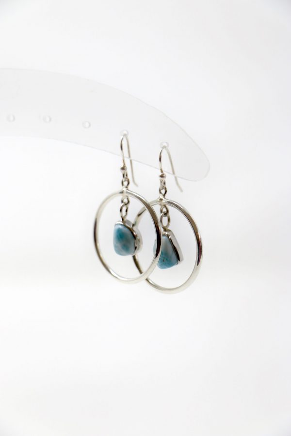 Arete aro con Larimar colgante