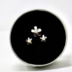 Juego de perla en flor