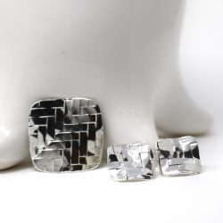 Juego de cuadro tejido