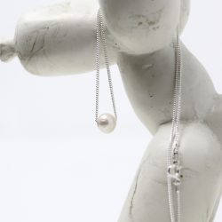 Cadena de plata con perla