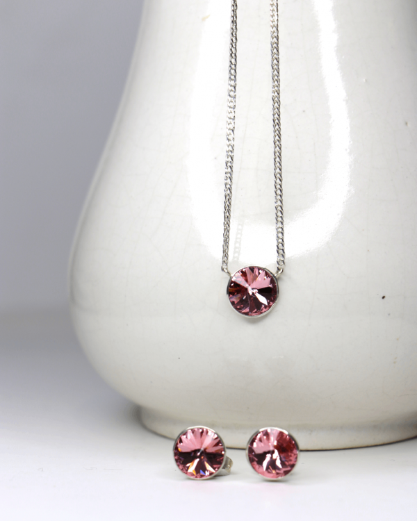 Juego de Swarovski rosa con cadena