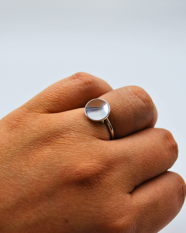 Anillo bola lisa plata A/X - Imagen 2