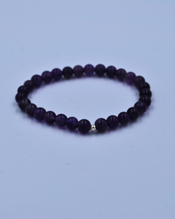 Pulsera de plata con amatistas