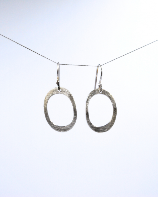 Aretes plata martillada OH