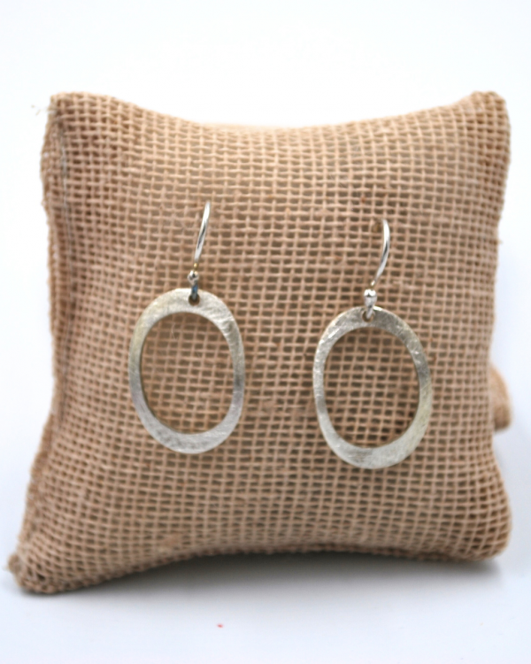 Aretes plata martillada OH - Imagen 4