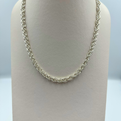 Cadena de plata gruesa