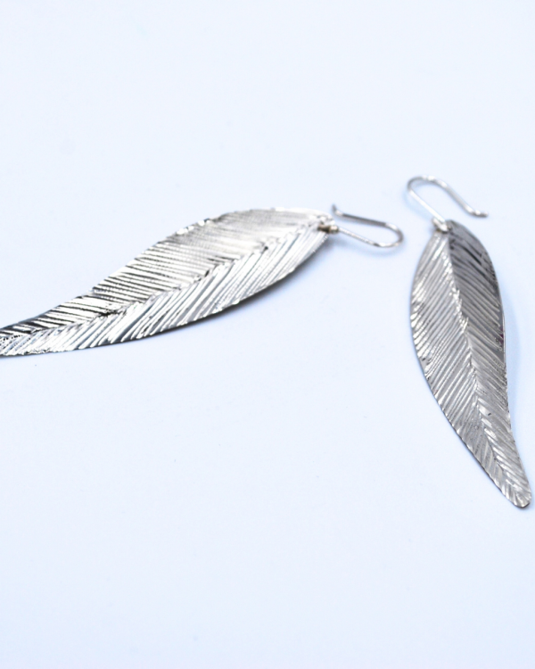 Aretes de pluma largos - Imagen 2