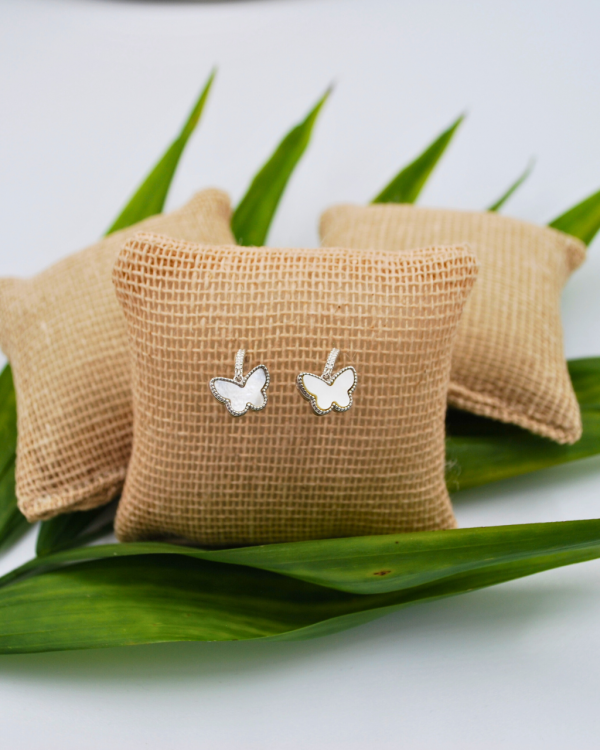 Aretes Mariposa
