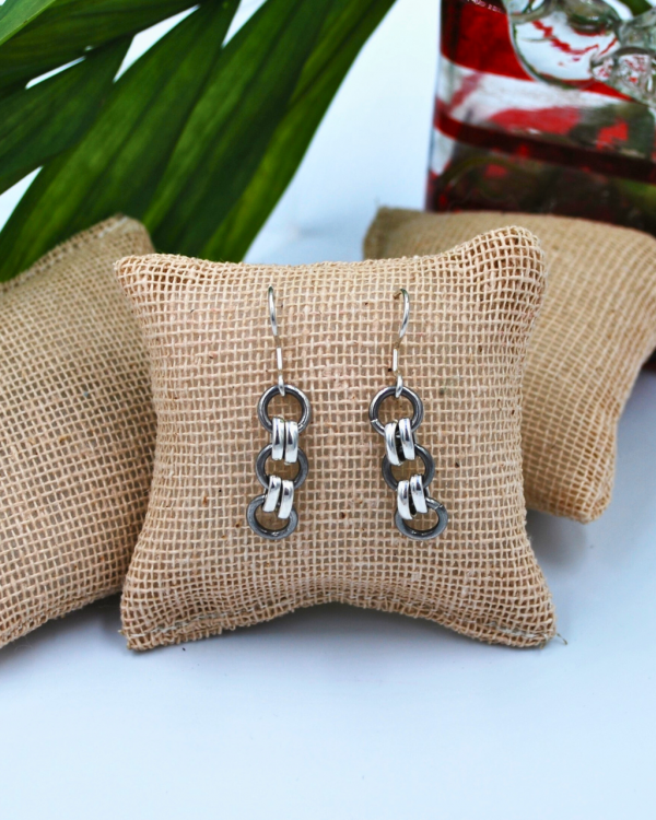Aretes plata gris con negro tipo cadena