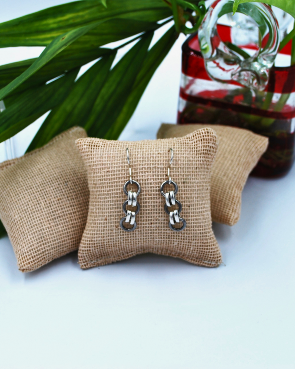 Aretes plata gris con negro tipo cadena - Imagen 3