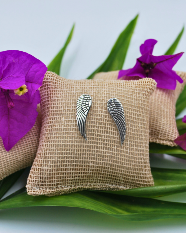 Arete ala de plata Ángel