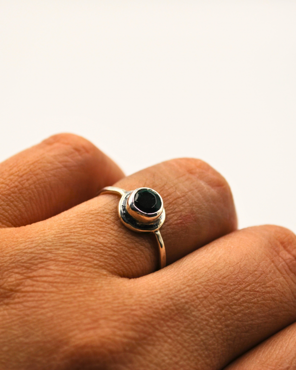 Anillo Doblete con esmeralda