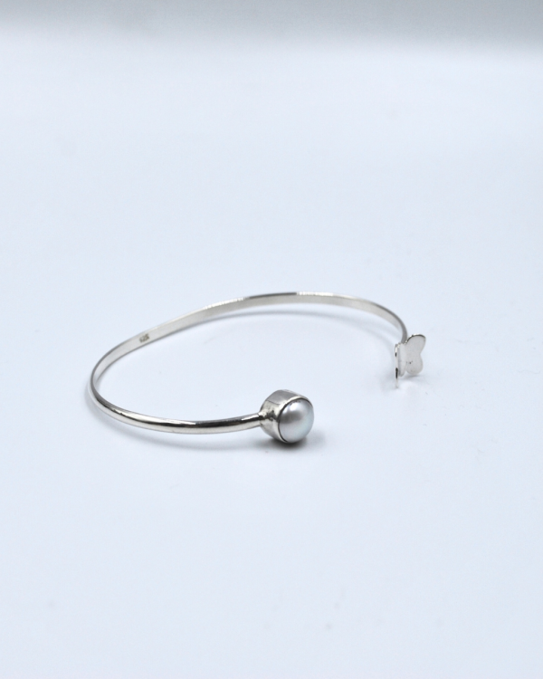 Brazalete de mariposa con perla - Imagen 3
