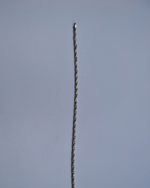 Pulsera torneada con plata lisa