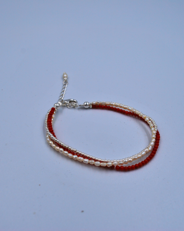 Pulsera 2 hilos plata y un hilo coral - Imagen 4
